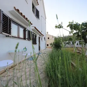 Maison d'hôtes And A Ina
